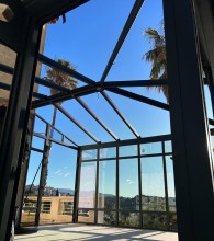  Une vue à couper le souffle avec l'installation d'une véranda en aluminium Technal à Rousset